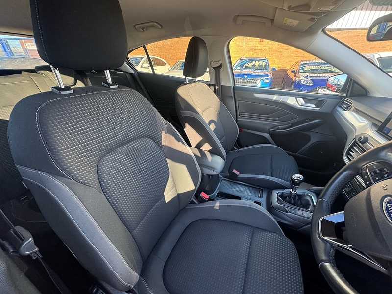 Ford Focus T EcoBoost Zetec - U2586