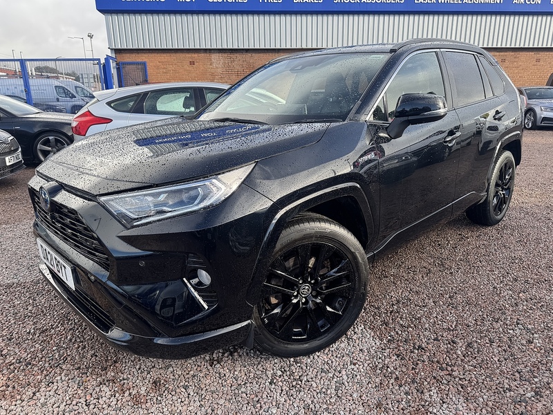 Toyota RAV4 VVT-h Black Edition - U2595