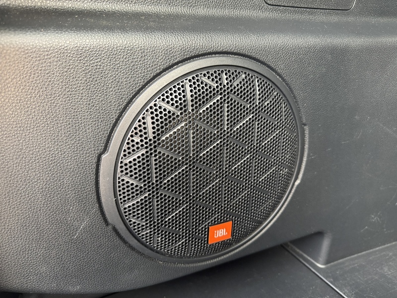 Toyota RAV4 VVT-h Black Edition - U2595