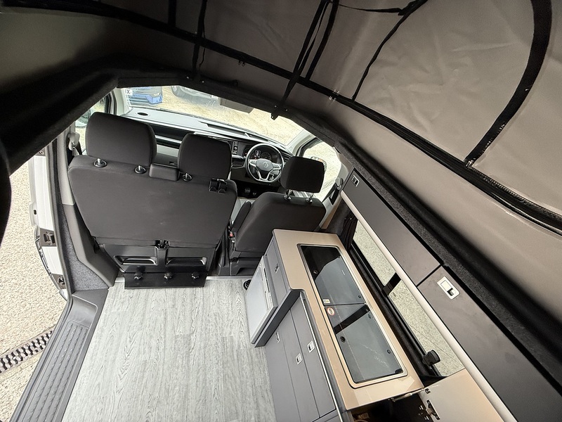 Volkswagen Transporter TDI T28 Camper - U2599