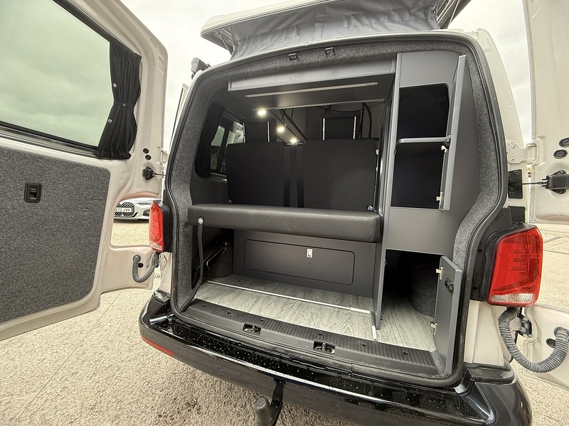 Volkswagen Transporter TDI T28 Camper - U2599