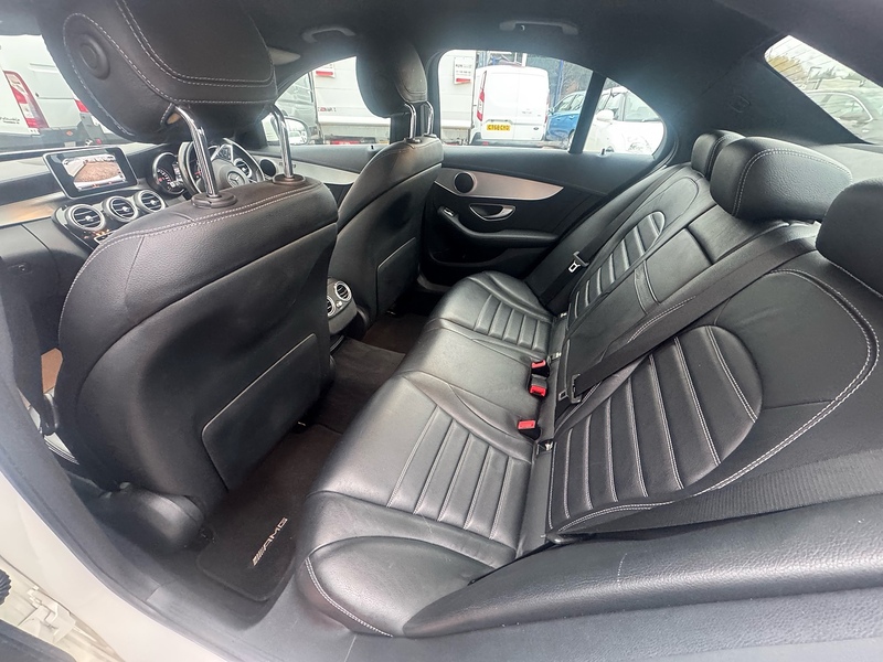 Mercedes-Benz C Class C200 AMG Line - U2600
