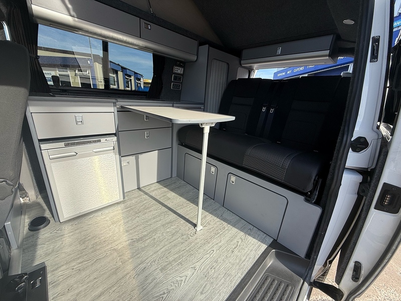 Volkswagen Transporter CAMPER Highline - U2603