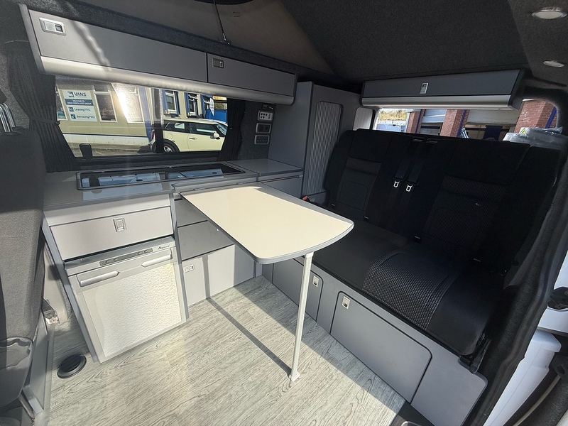 Volkswagen Transporter CAMPER Highline - U2603