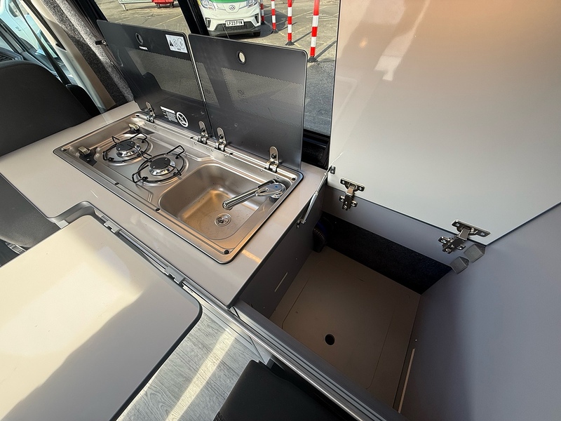 Volkswagen Transporter CAMPER Highline - U2603