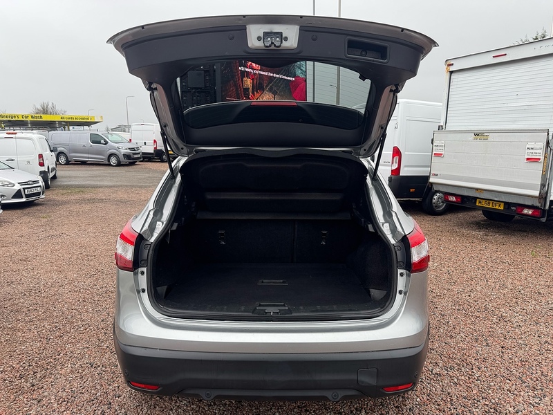 Nissan Qashqai dCi N-Vision - U2606