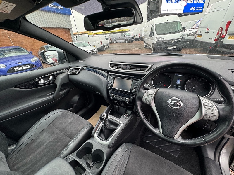 Nissan Qashqai dCi N-Vision - U2606