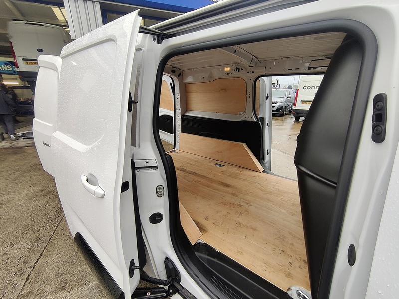 Citroen Berlingo BlueHDi 950 Driver XL - U2608