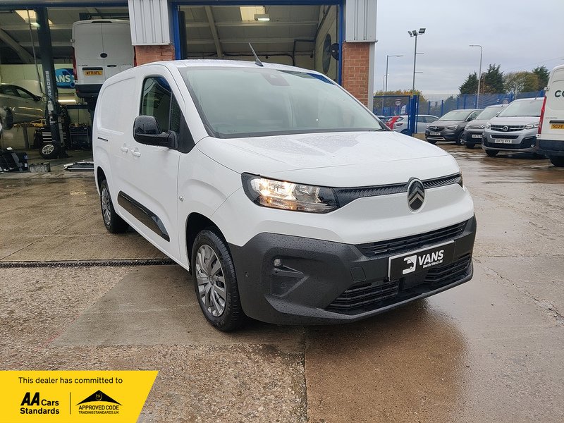 Citroen Berlingo BlueHDi 950 Driver XL - U2608