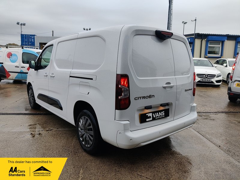 Citroen Berlingo BlueHDi 950 Driver XL - U2608