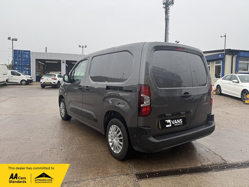 Citroen Berlingo BlueHDi 650 Enterprise M - U2610