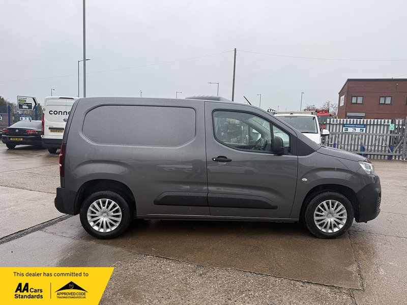 Citroen Berlingo BlueHDi 650 Enterprise M - U2610