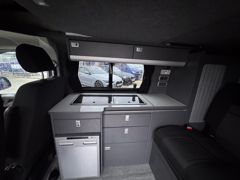 Volkswagen Transporter TDI T30 Camper - U2613