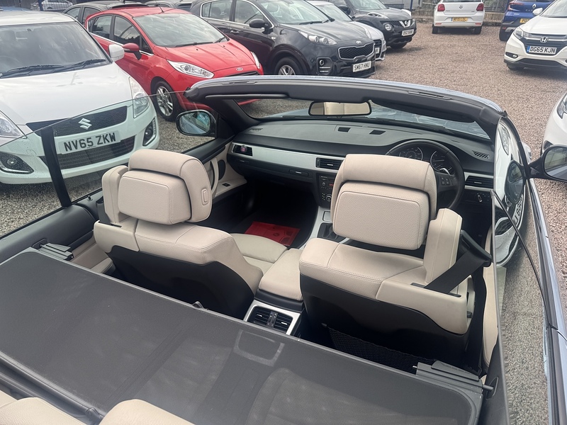 BMW 3 Series 320i M Sport - U2618