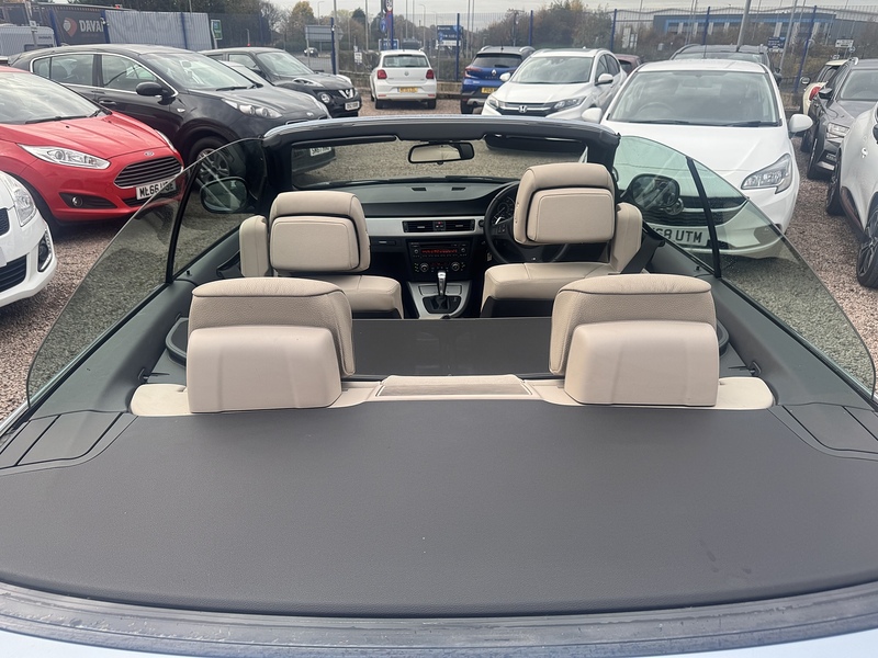 BMW 3 Series 320i M Sport - U2618