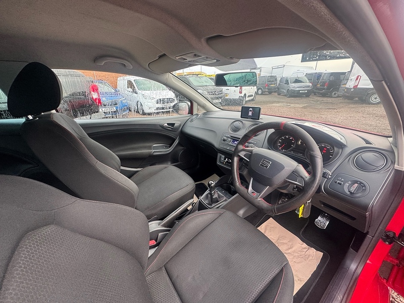 SEAT Ibiza TSI ACT FR Edition - U2620