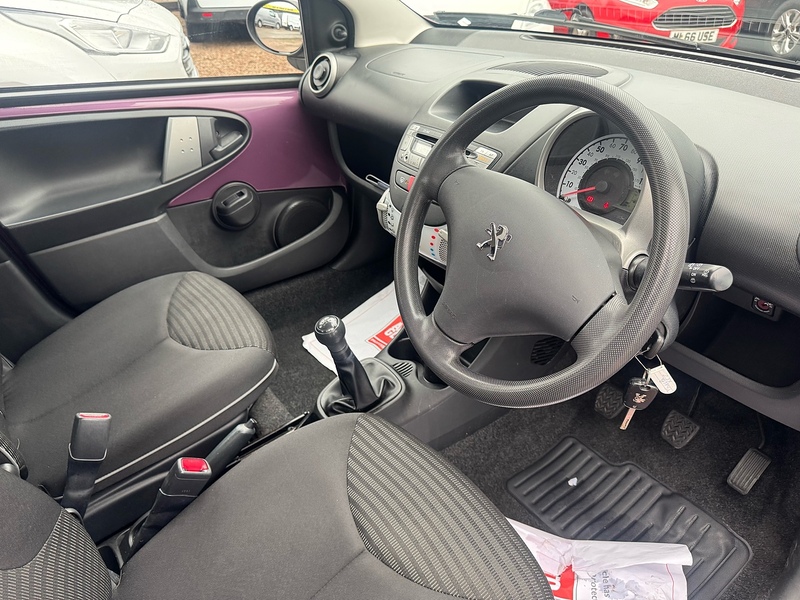 Peugeot 107 Active - U2621