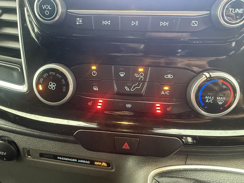 Ford Transit Custom 300 EcoBlue Limited - U2622