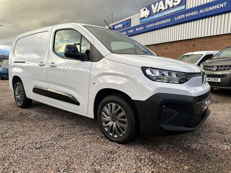 Citroen Berlingo BlueHDi 950 Driver XL - U2623