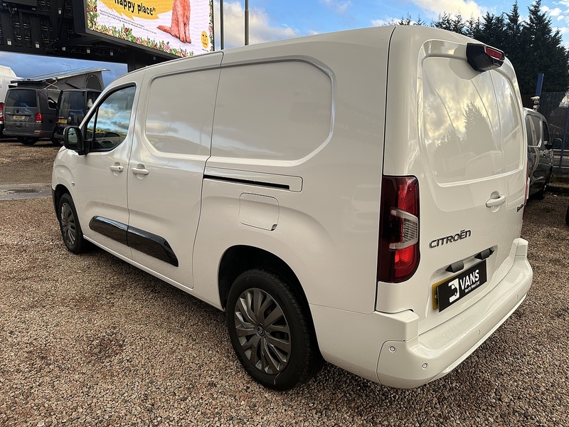 Citroen Berlingo BlueHDi 950 Driver XL - U2623