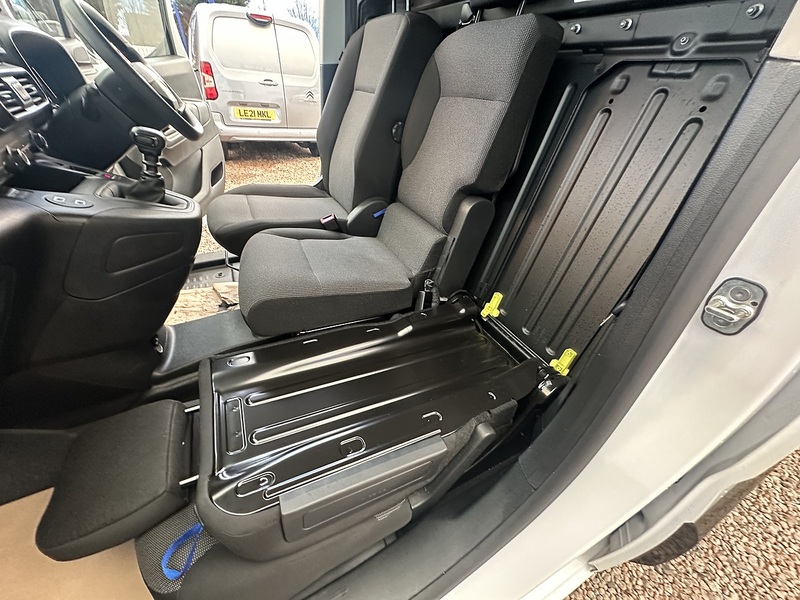 Citroen Berlingo BlueHDi 950 Driver XL - U2623