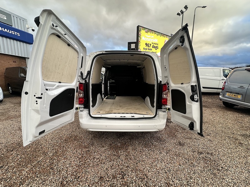 Citroen Berlingo BlueHDi 950 Driver XL - U2623