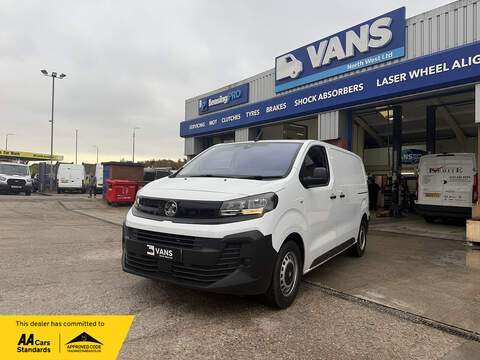 Vauxhall Vivaro 2.0 Turbo D 3100 Sportive Panel Van 5dr Diesel Manual L2 H1 Euro 6 (s/s) (120 ps)