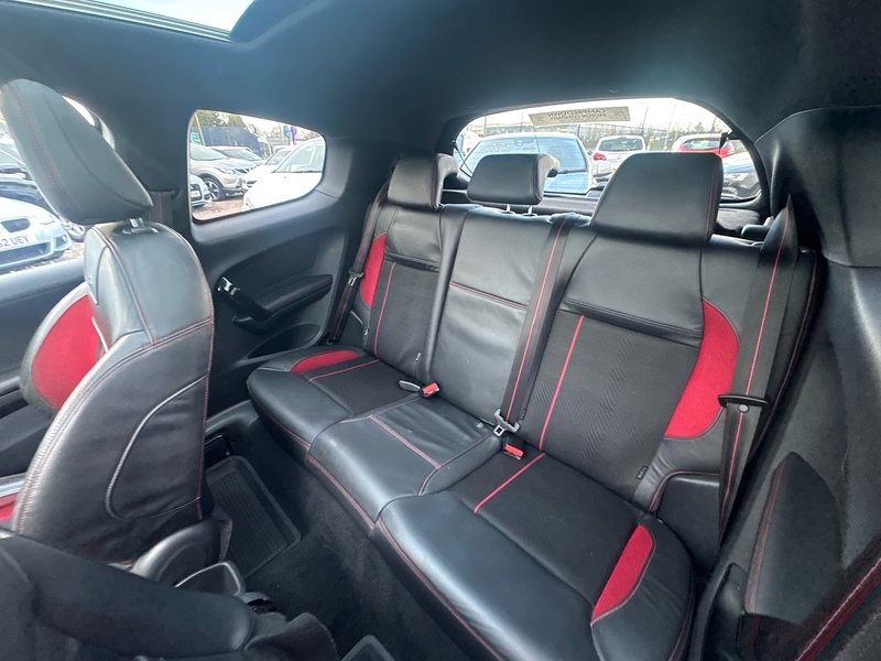 Peugeot 208 THP GTi Prestige - U2625