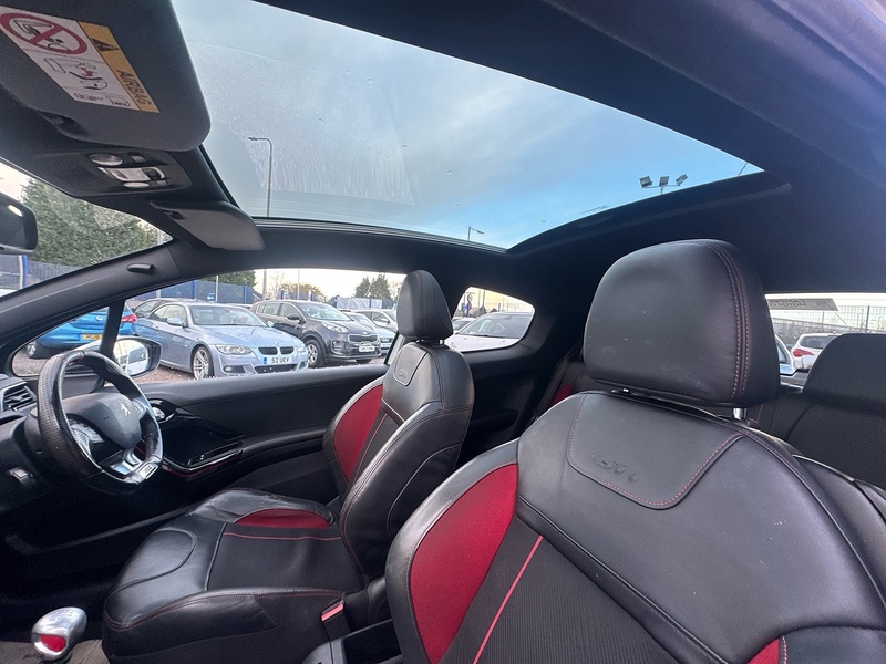 Peugeot 208 THP GTi Prestige - U2625