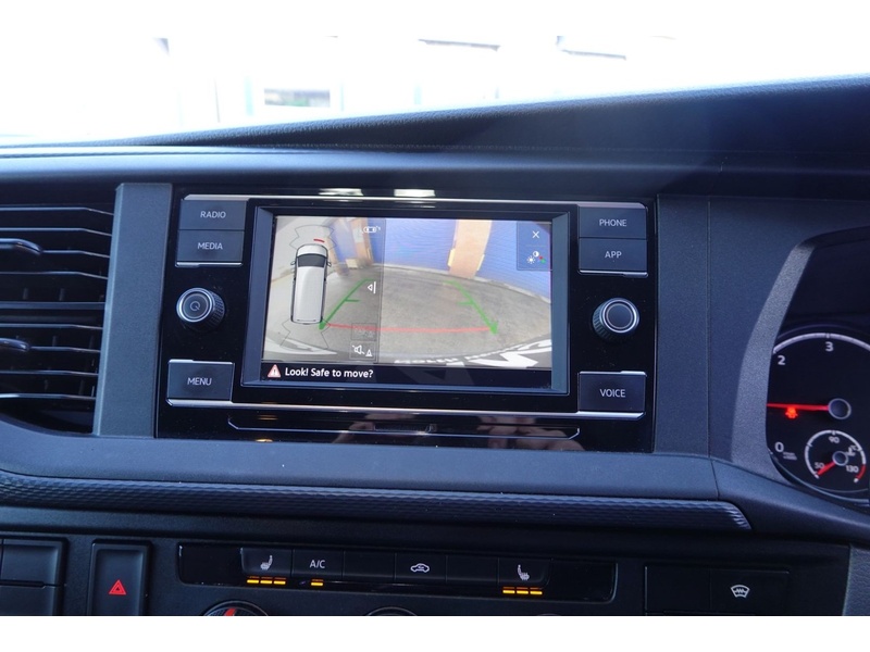 Volkswagen Transporter TDI T28 Highline - U2626