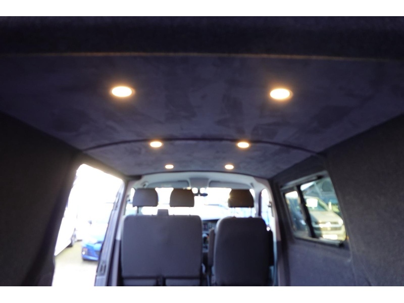 Volkswagen Transporter TDI T28 Highline - U2626