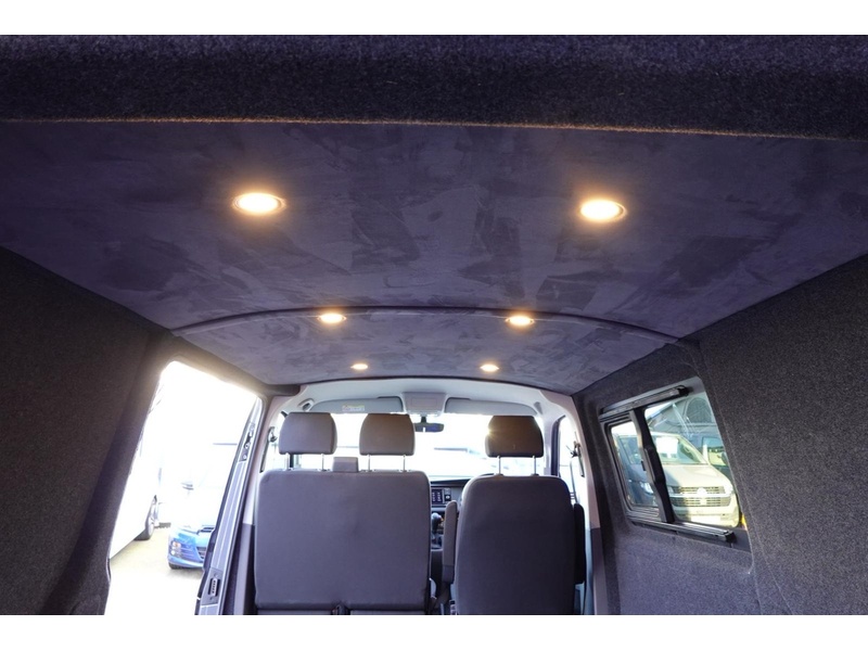 Volkswagen Transporter TDI T28 Highline - U2626