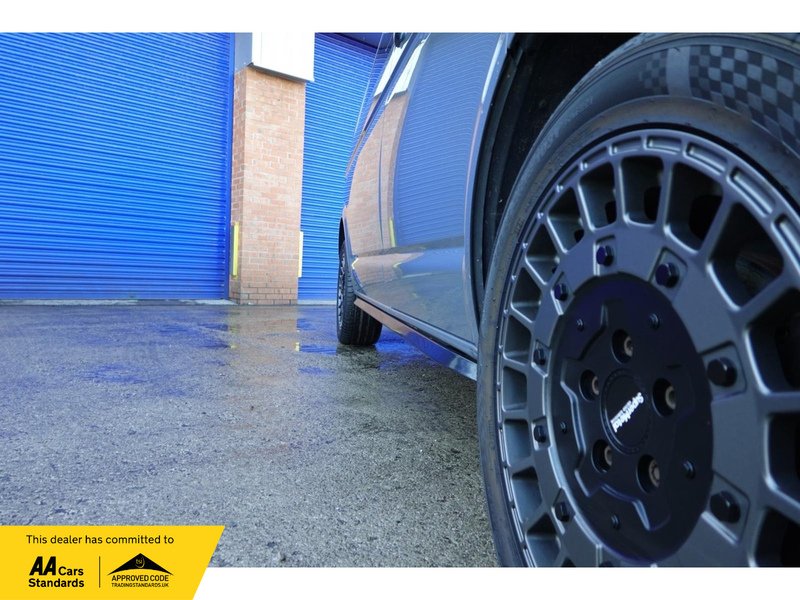 Volkswagen Transporter TDI T28 Highline - U2626