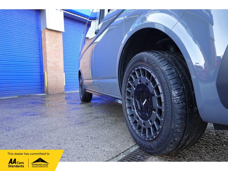 Volkswagen Transporter TDI T28 Highline - U2626