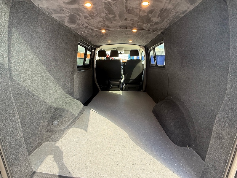 Volkswagen Transporter TDI T28 Highline - U2626