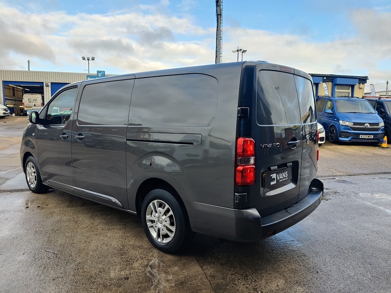 Vauxhall Vivaro Turbo D 3100 Sportive - U2629