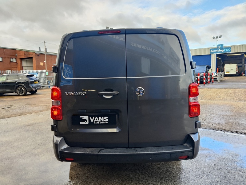 Vauxhall Vivaro Turbo D 3100 Sportive - U2629