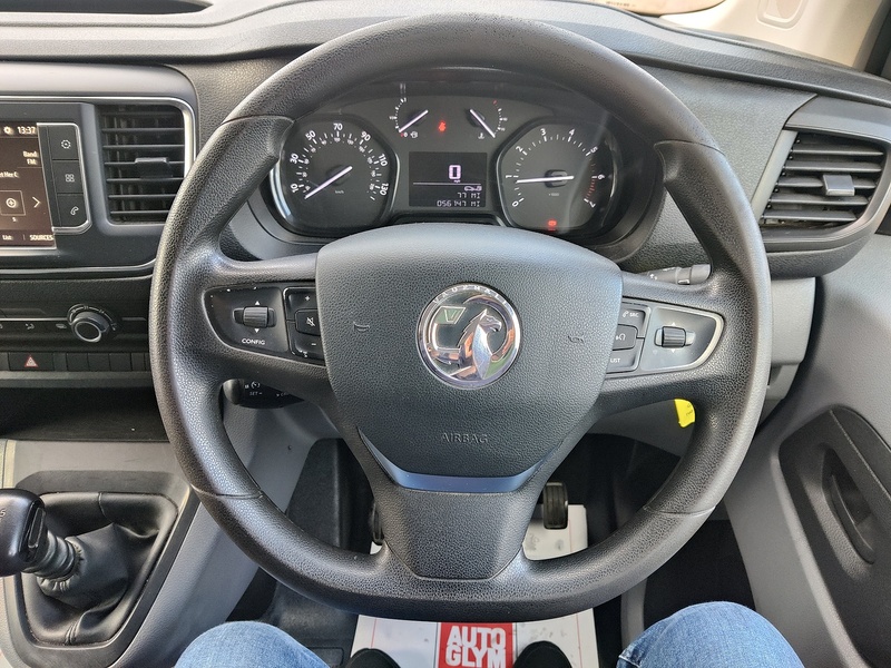 Vauxhall Vivaro Turbo D 3100 Sportive - U2629