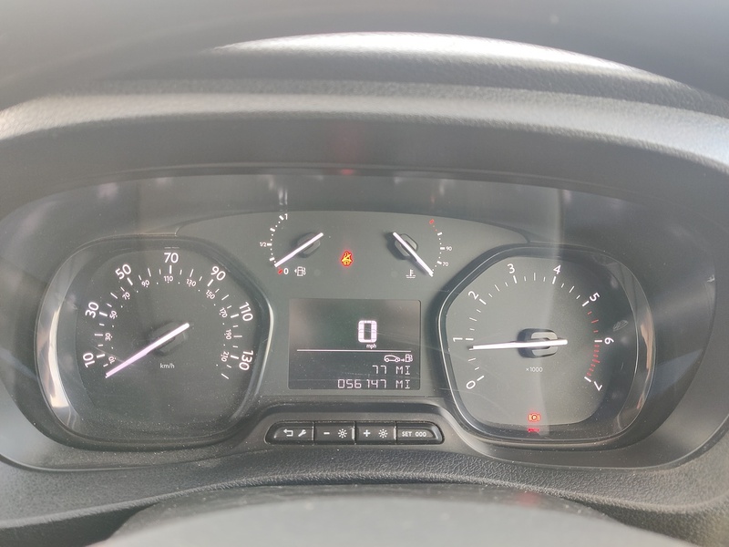 Vauxhall Vivaro Turbo D 3100 Sportive - U2629