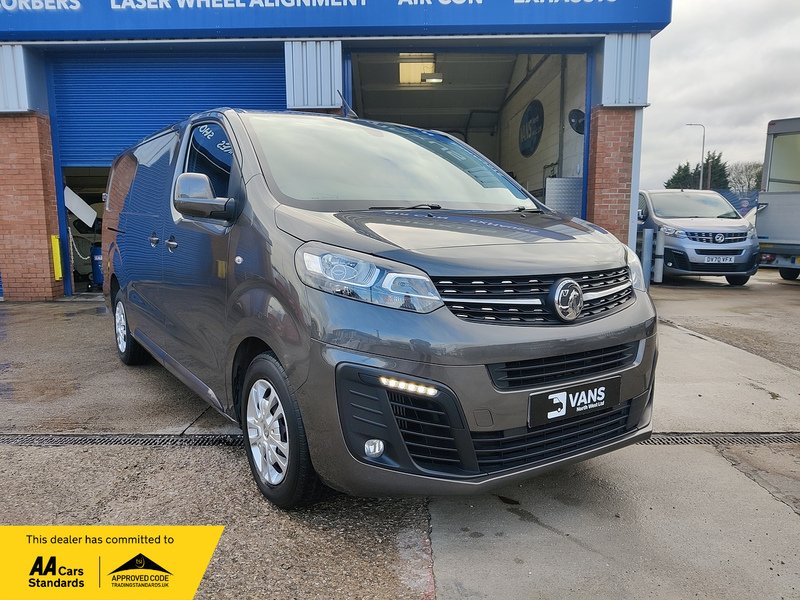 Vauxhall Vivaro Turbo D 3100 Sportive - U2629