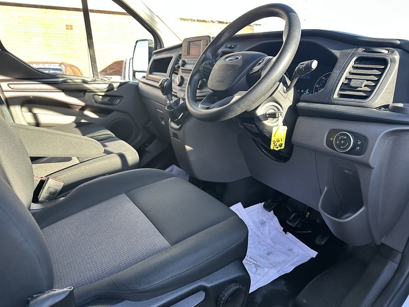 Ford Transit Custom 300 EcoBlue Leader - U2631