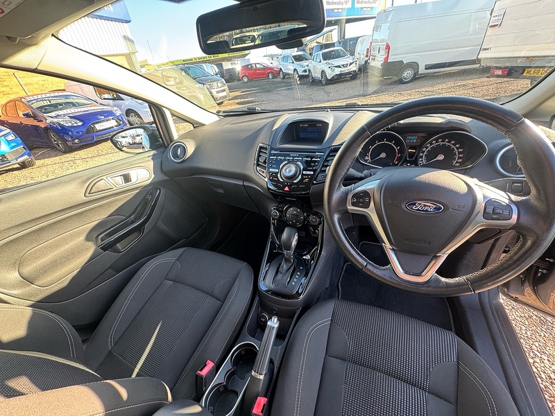 Ford Fiesta T EcoBoost Titanium - U2636