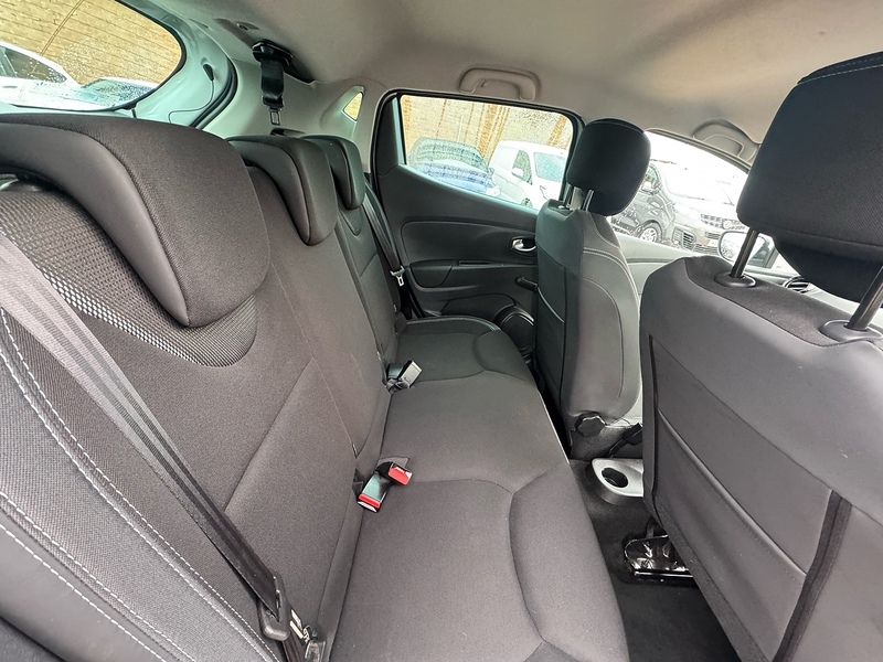 Renault Clio TCe Iconic - U2638