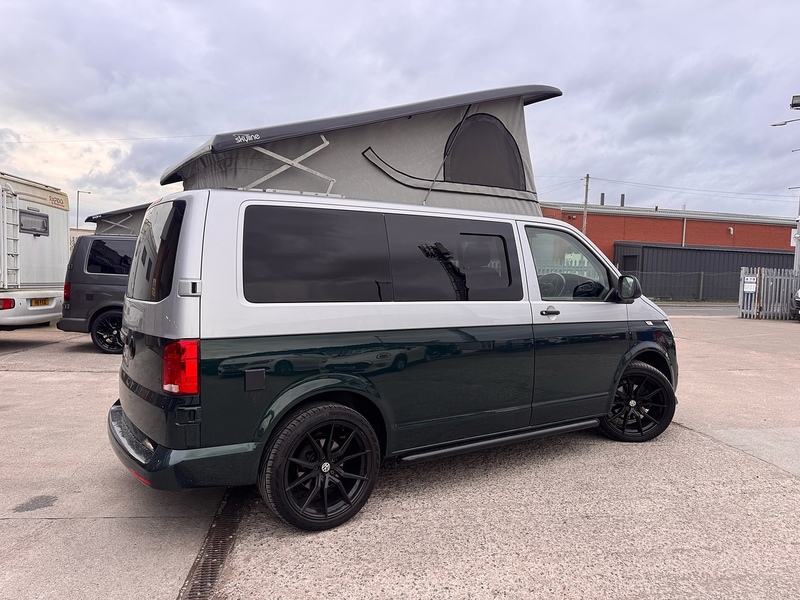 Volkswagen Transporter TDI T32 Camper DSG - U2639