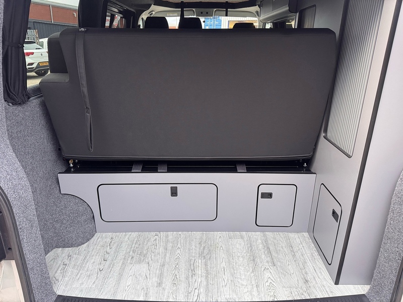 Volkswagen Transporter TDI T32 Camper DSG - U2639