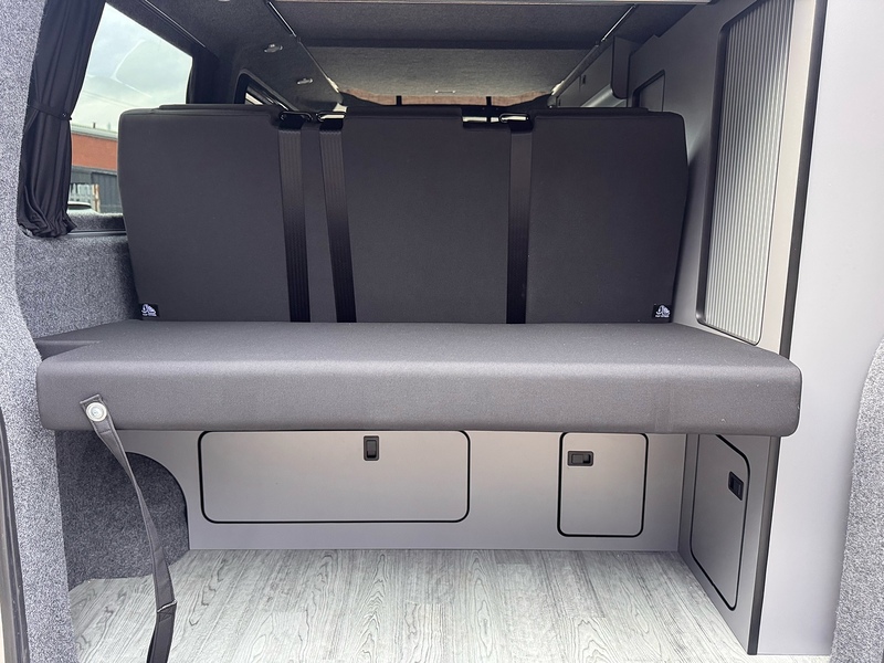 Volkswagen Transporter TDI T32 Camper DSG - U2639