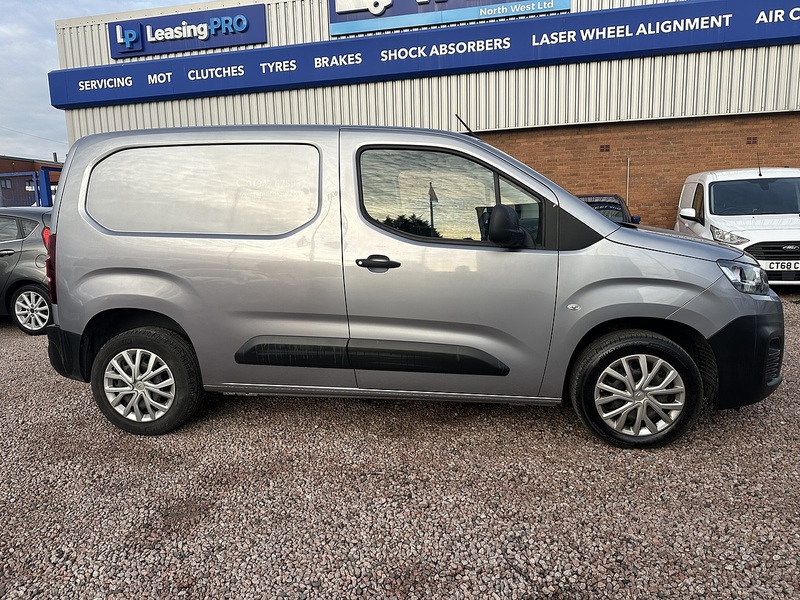 Citroen Berlingo BlueHDi 1000 Enterprise M - U2640