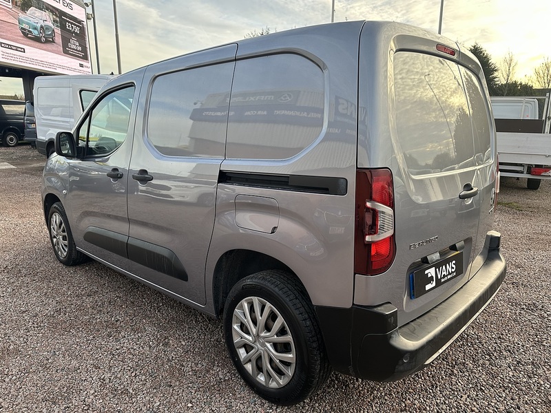 Citroen Berlingo BlueHDi 1000 Enterprise M - U2640