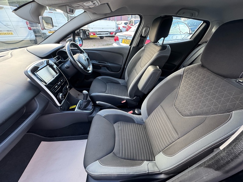 Renault Clio dCi Dynamique S Nav - U2641