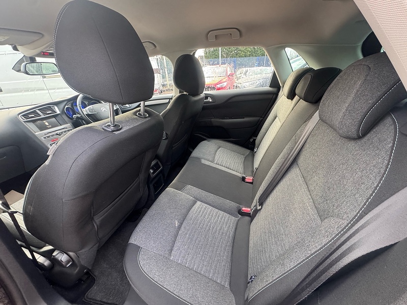 Citroen C4 BlueHDi Flair - U2647